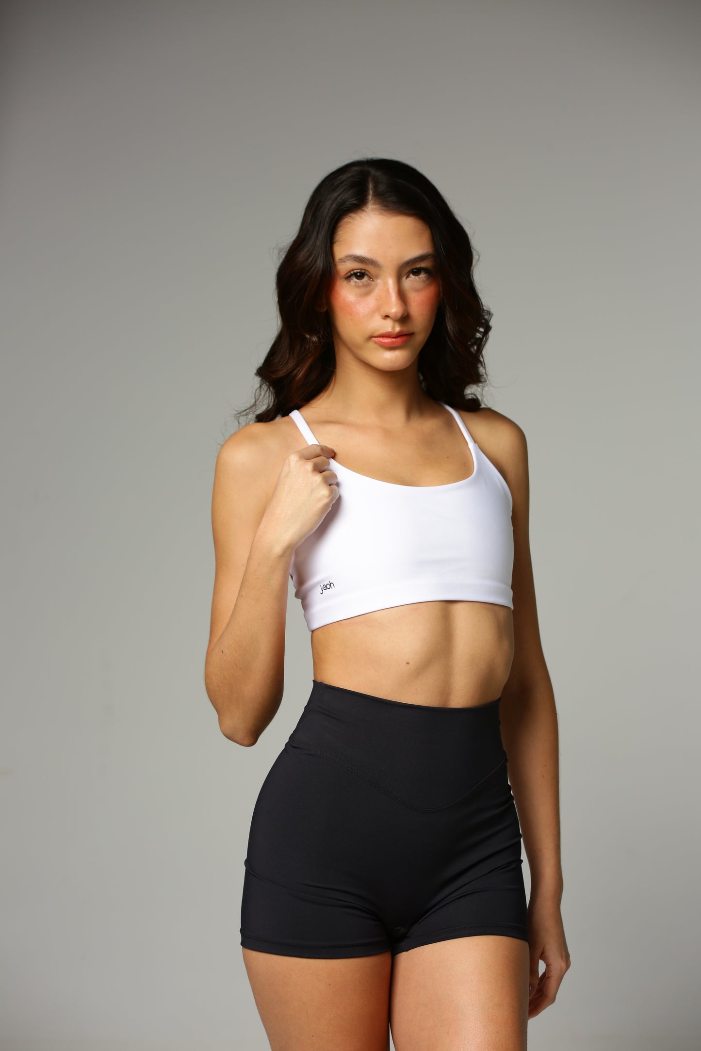 Top Essential V blanco
