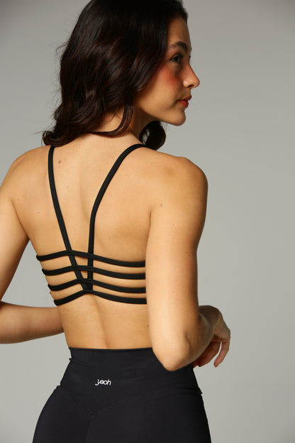 Top Essential V negro