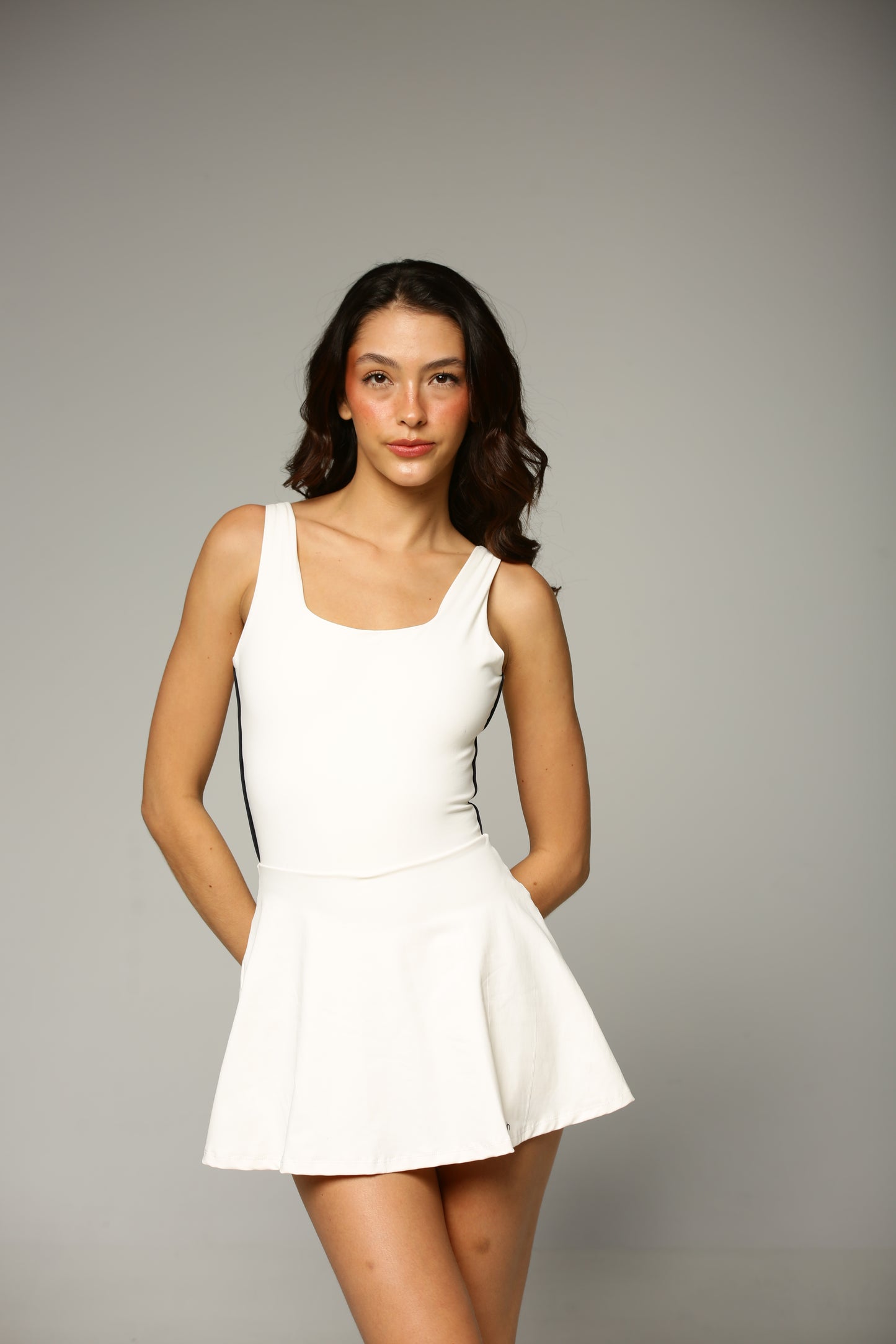 Dress Essential - Your every moment