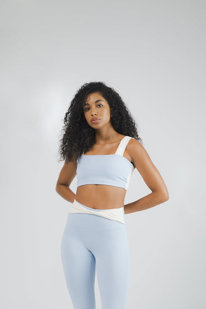 Top con escote cuadrado | Baby blue
