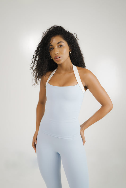 Camiseta sin mangas con cuello halter | Baby blue